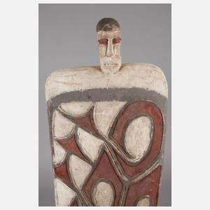 Schild für Ahnenkult