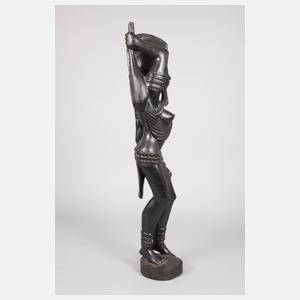 Figürliche Schnitzerei