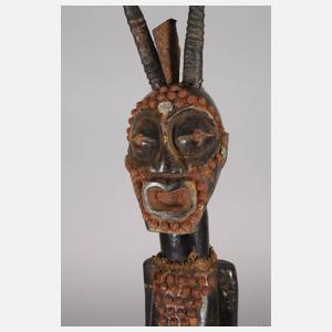 Figürliche Schnitzerei