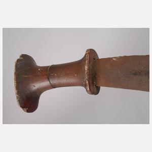 Sichelartige Blankwaffe