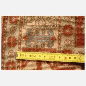 Zwei Brücken mit Kaukasusmotiv