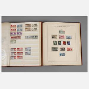 Zwei Briefmarkenalben Schweiz