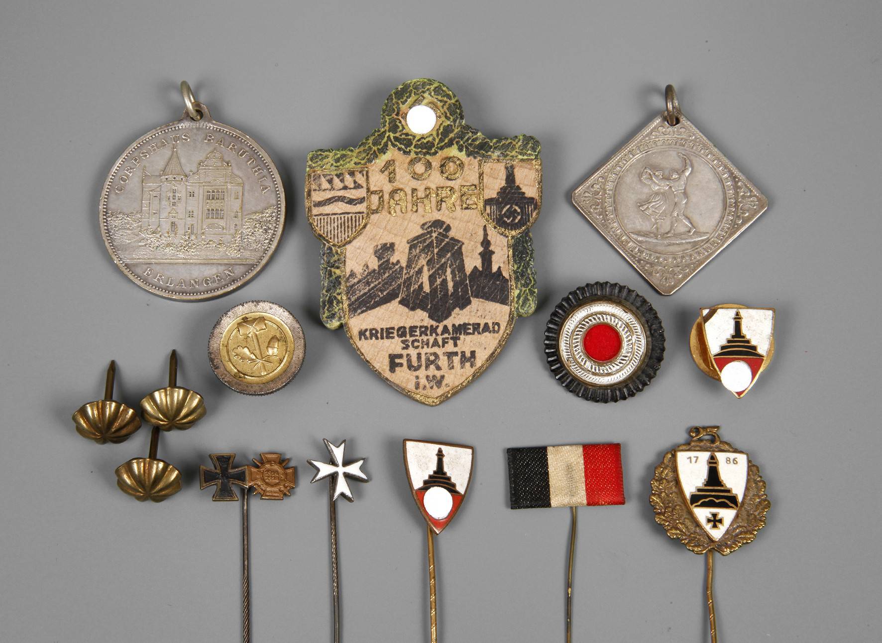 Konvolut patriotische Abzeichen