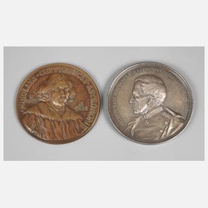 Paar Medaillen um 1900