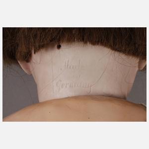 Große Porzellankopfpuppe