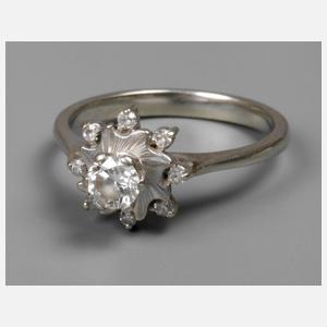 Damenring mit Brillant