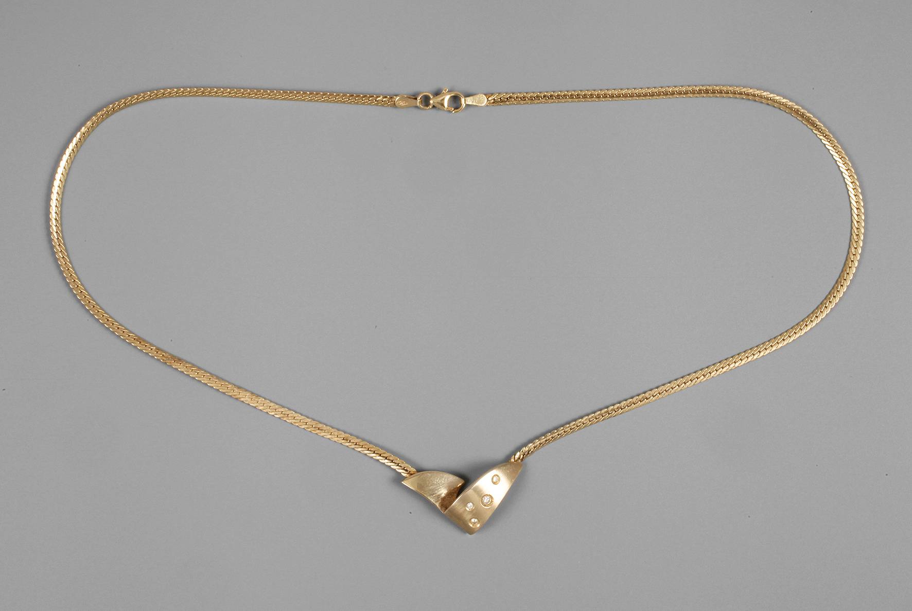 Modernes Collier