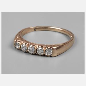 Damenring mit Diamanten