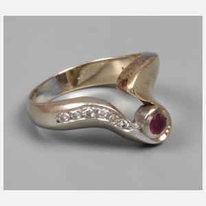 Damenring mit Rubin und Diamanten