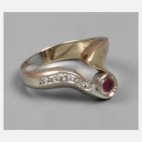 Damenring mit Rubin und Diamanten111
