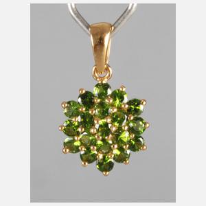 Anhänger mit Tsavoriten