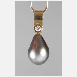 Perlanhänger mit Brillantbesatz