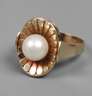 Damenring mit Perle