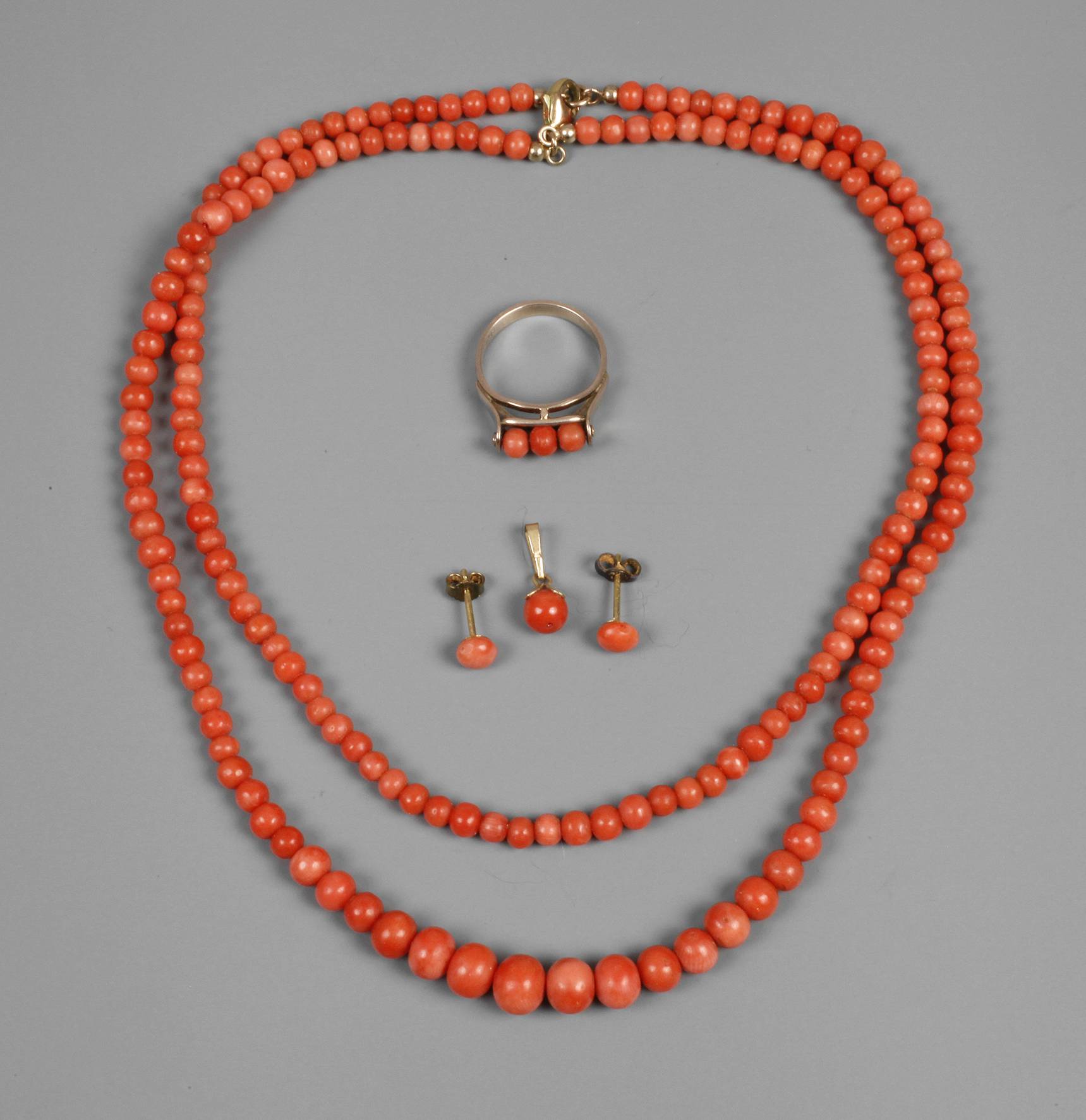 Konvolut Korallenschmuck
