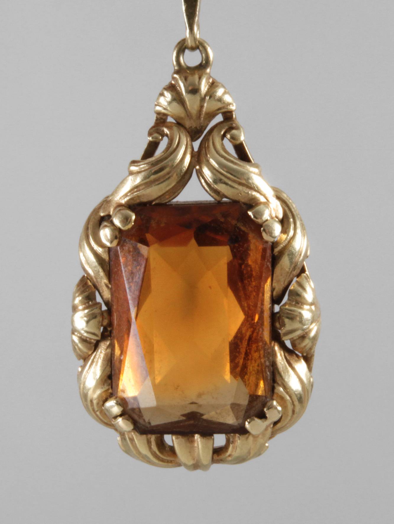Anhänger mit Citrin