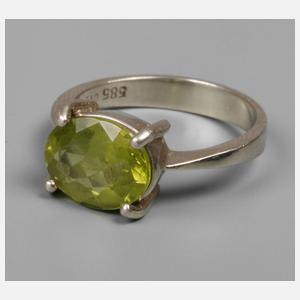 Damenring mit Peridot