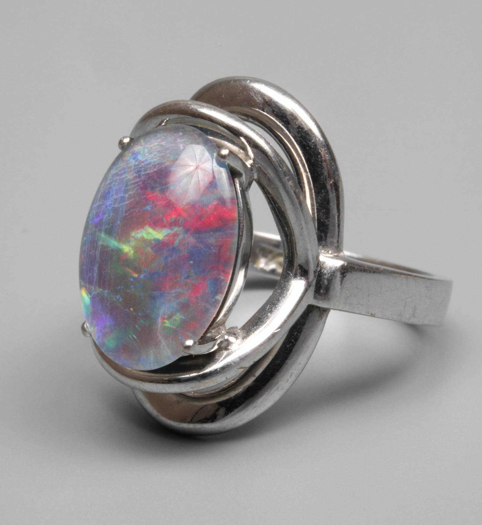 Damenring mit Edelopal