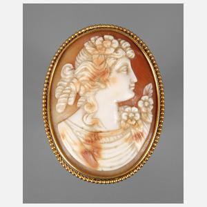 Brosche mit Muschelcamée