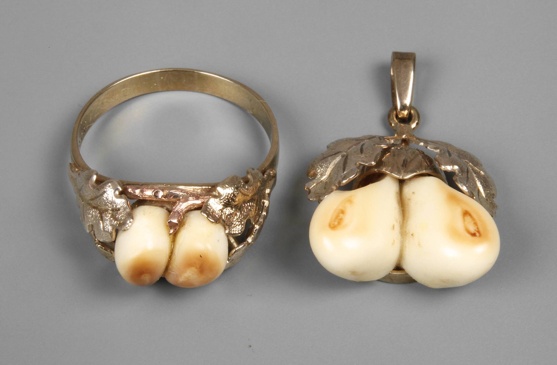 Ring und Anhänger mit Grandeln