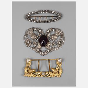 Gürtelschnallen und Schmuckelement