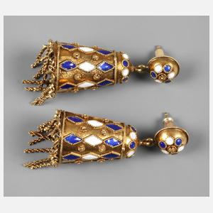 Paar Ohrringe mit Emaileinlagen