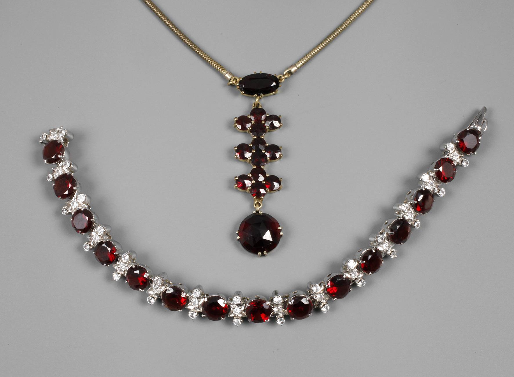 Konvolut Granatschmuck