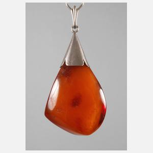 Großer Bernsteinanhänger