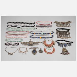 Großer Konvolut Ethnoschmuck