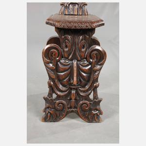 Brettstuhl im Renaissancestil