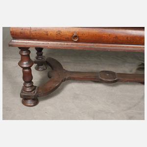 Barocker Stollenschrank