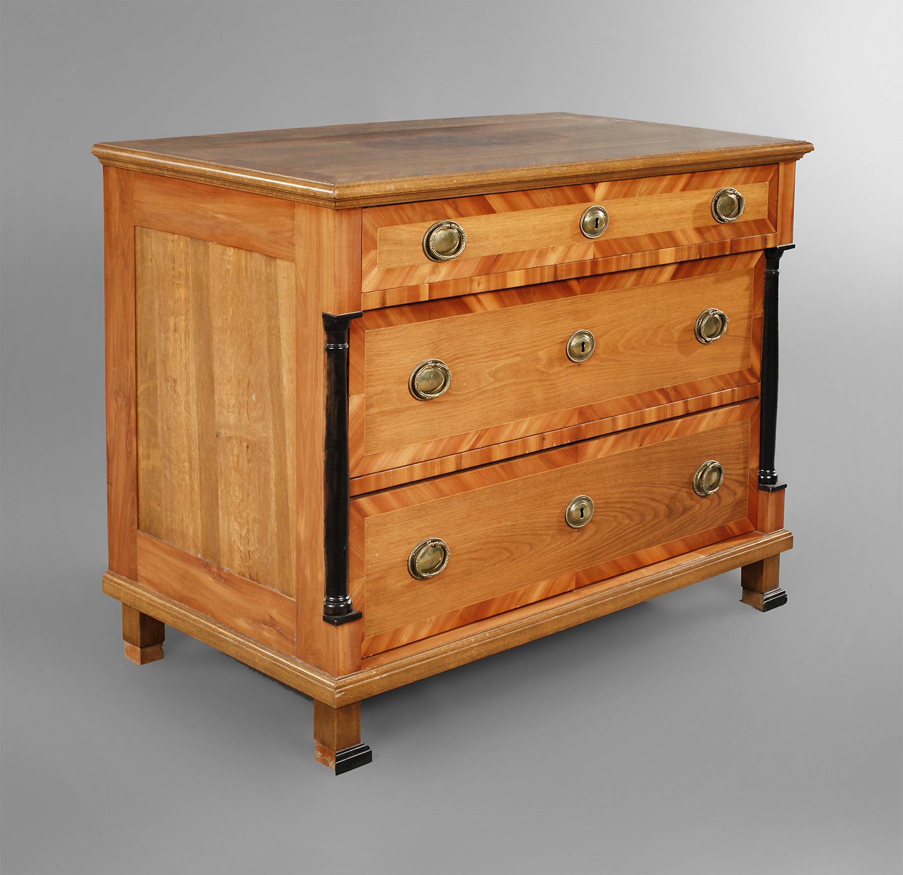 Biedermeierkommode