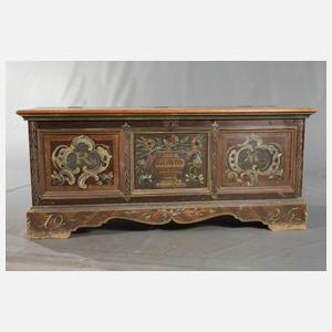 Große Flachdeckeltruhe