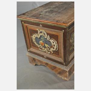 Große Flachdeckeltruhe