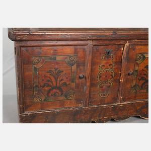 Bäuerliches Aufsatzmöbel