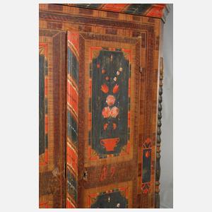 Bemalter Bauernschrank
