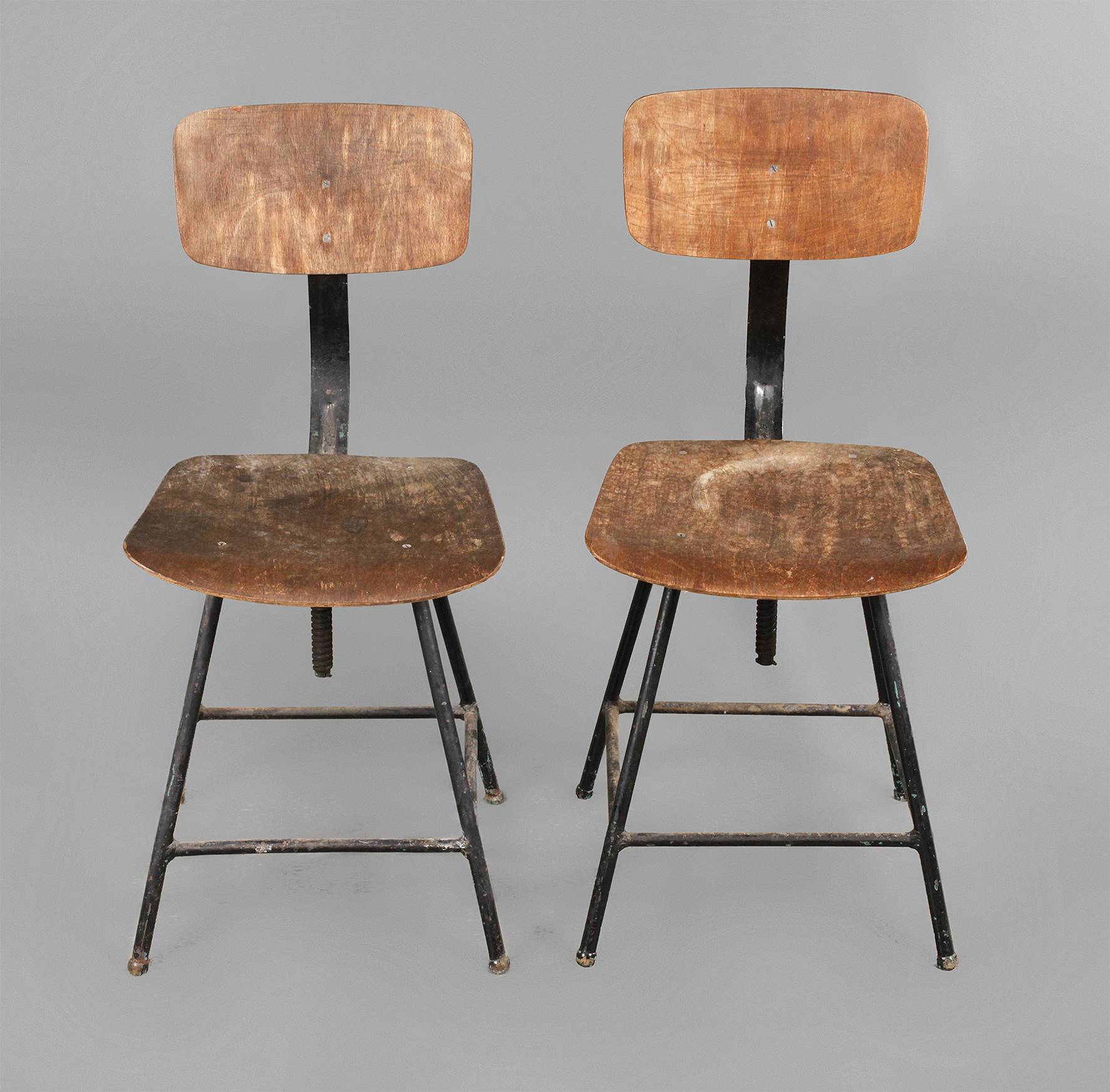 Paar Arbeitsstühle