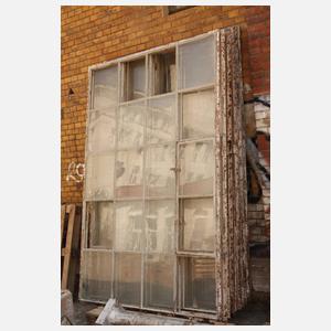 Zehn Industriefenster