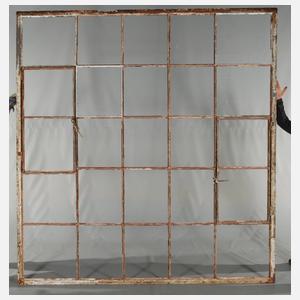 Achtzehn Industriefenster