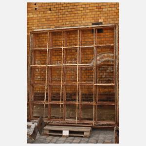 Achtzehn Industriefenster