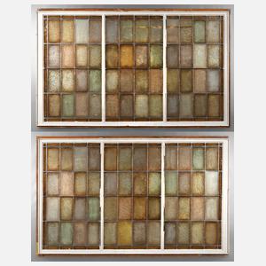 Paar Bleiglasfenster