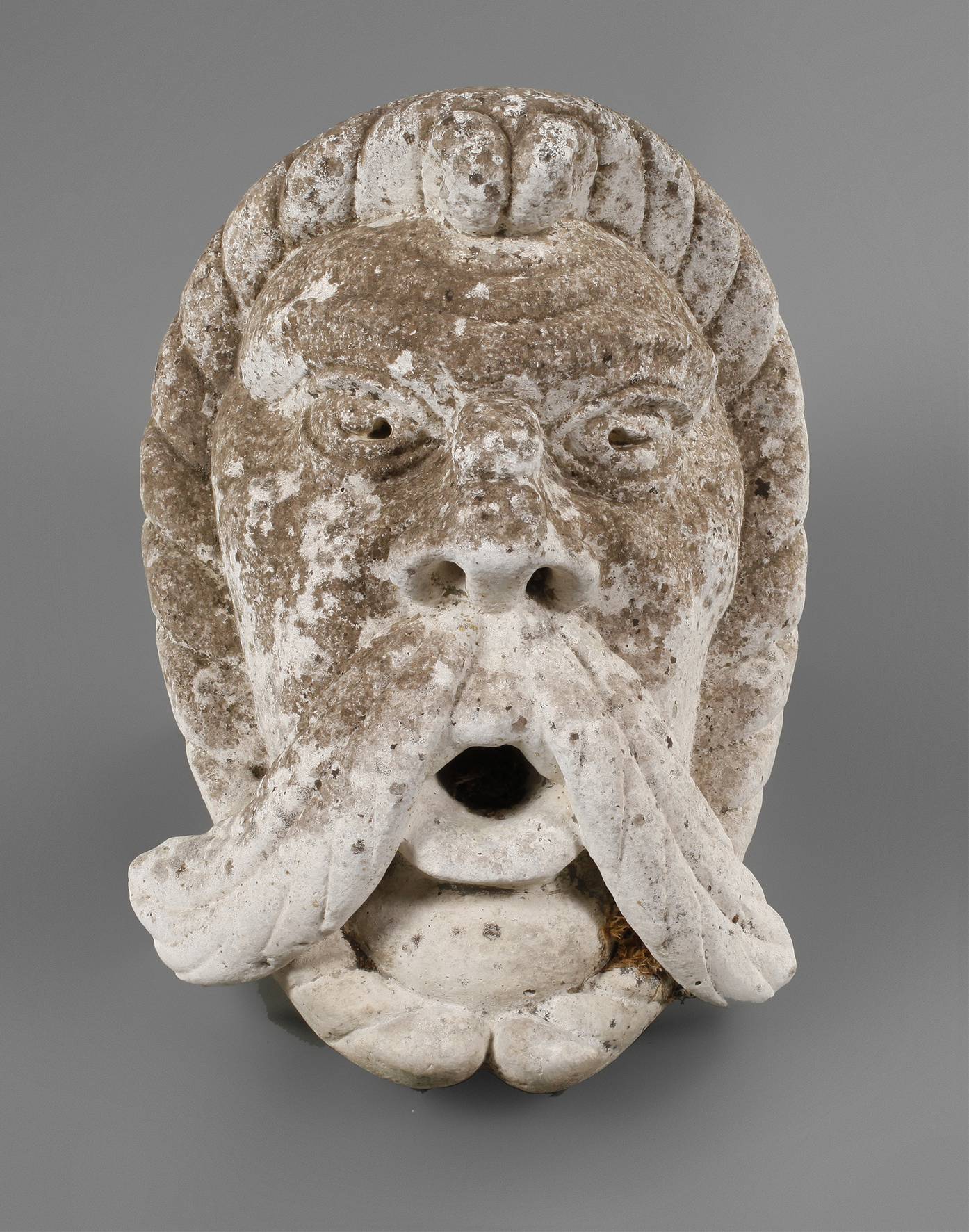 Barockisierte Gartenmaske