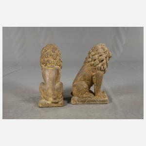 Paar Steingusslöwen