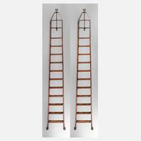 Zwei Bibliotheksleitern111