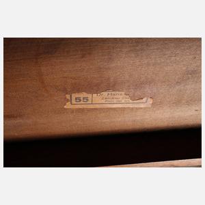 Intarsierter Beistelltisch