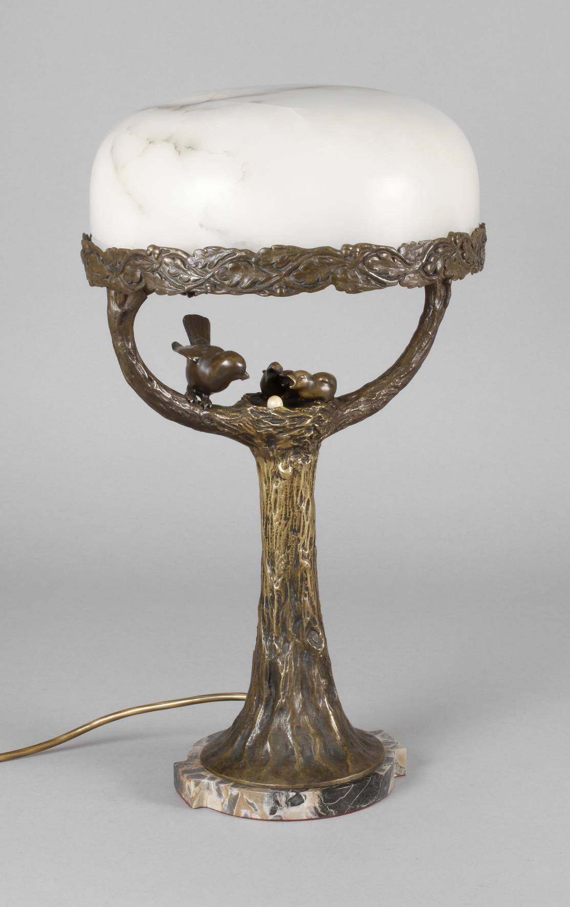 Figürliche Tischlampe