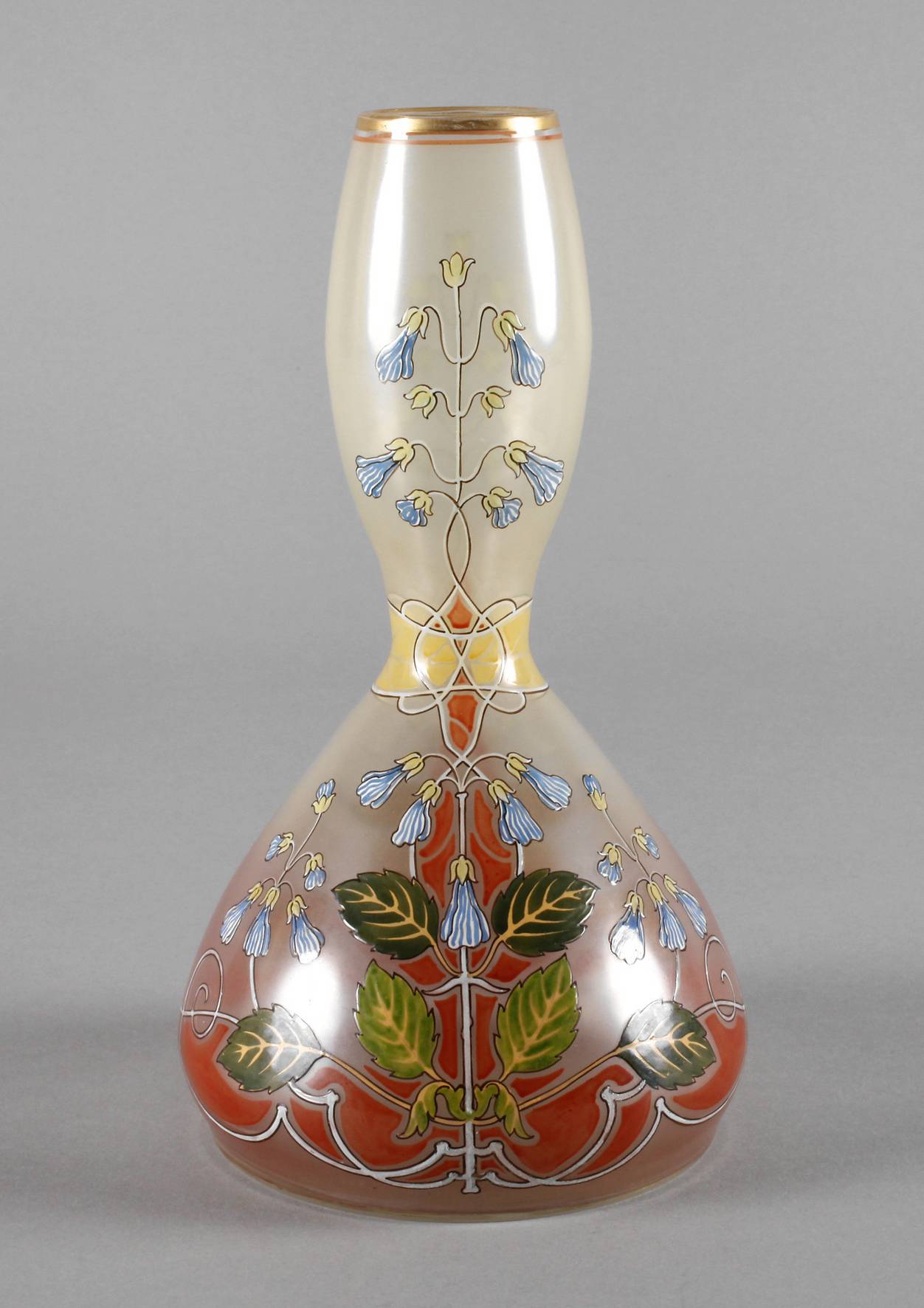 Jugendstilvase mit Emailbemalung