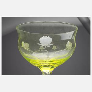 Jugendstilrömer mit Uranglaskuppa