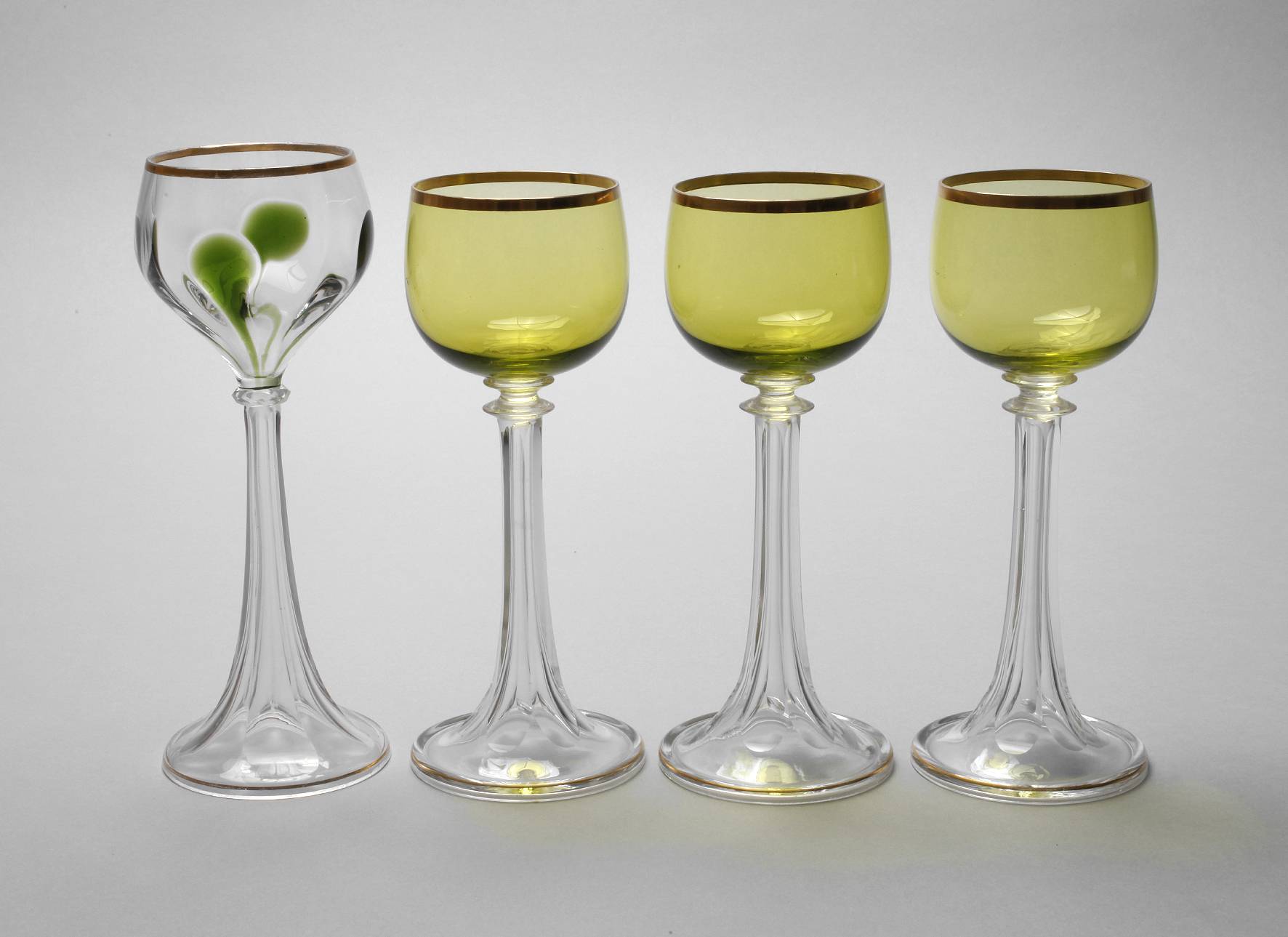 Vier Jugendstilrömer