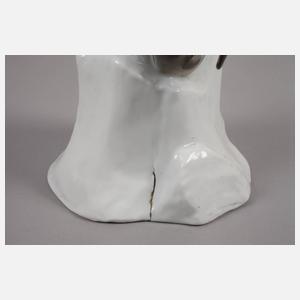 Rosenthal großer Bussard auf Felsen