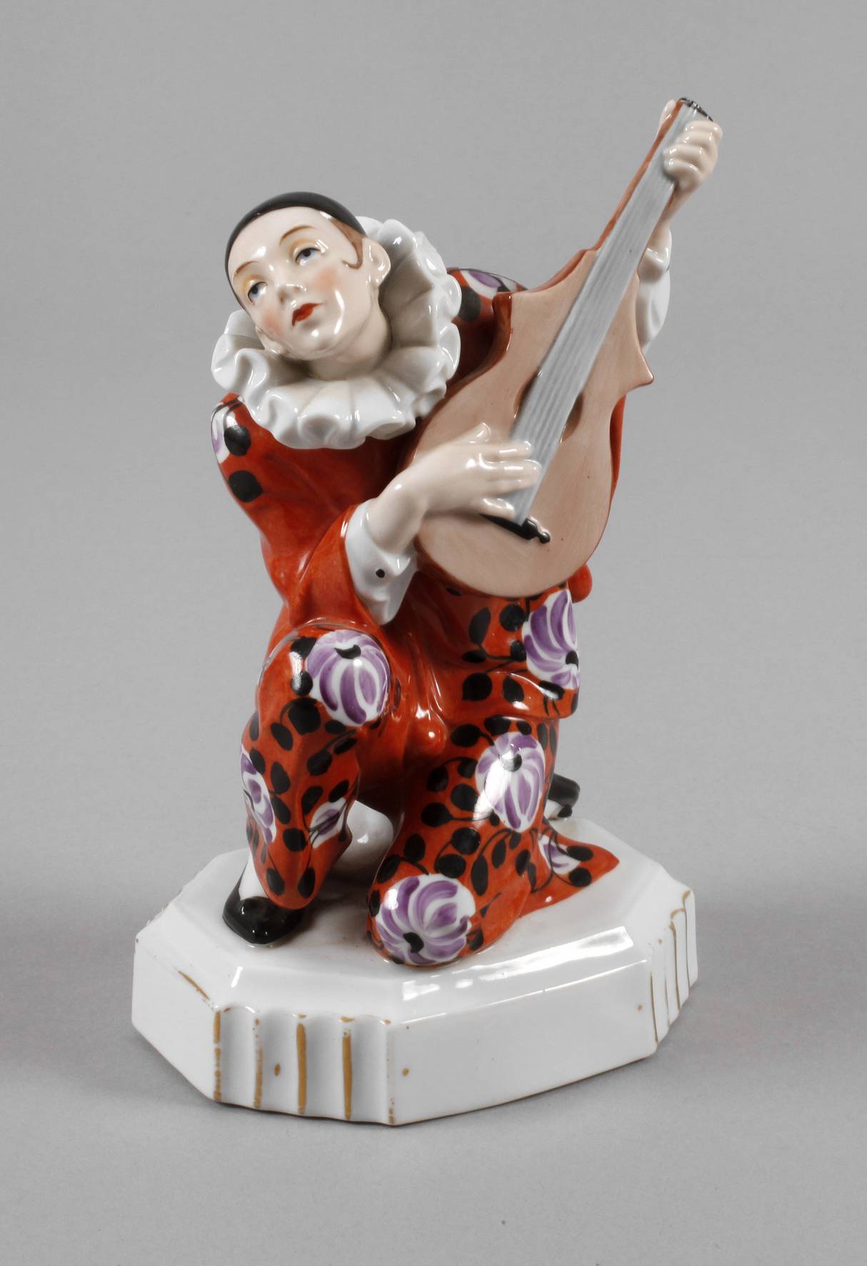 Katzhütte musizierender Pierrot